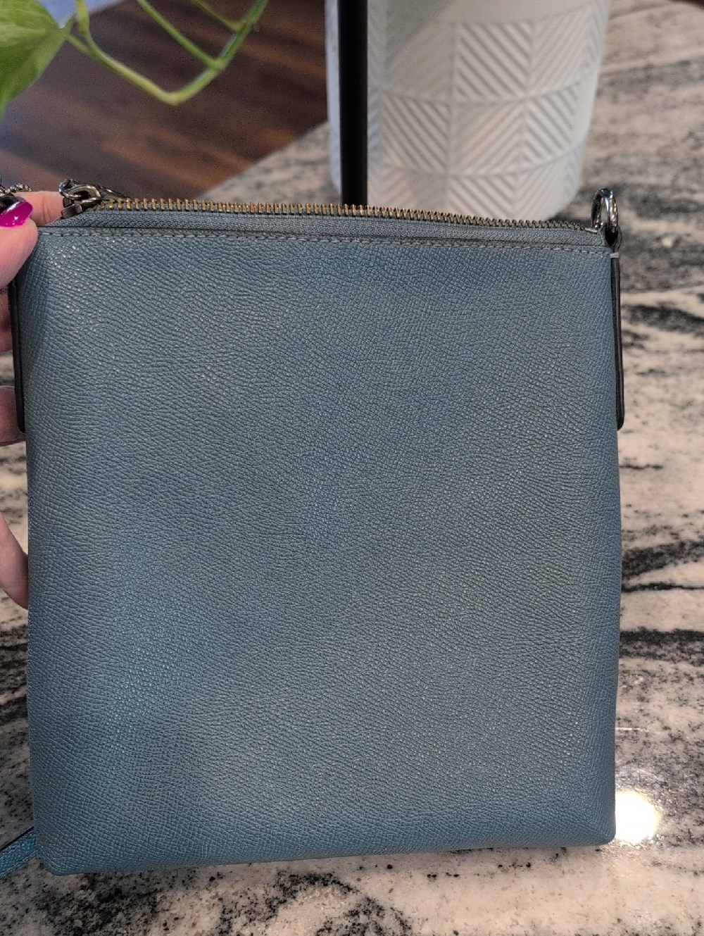 Coach RARE Blue Crossgrain Leather Crossbody Heart Appliqués w/Gunmetal Hardware - Picture 11 of 13